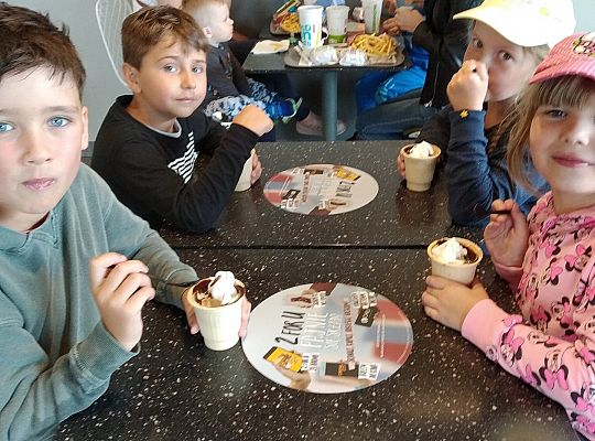 Gr IV Ostatnie wspólne wyjście na lody