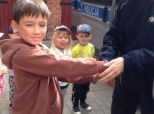 Wakacyjne spotkanie z Policją-bezpieczne wakacje