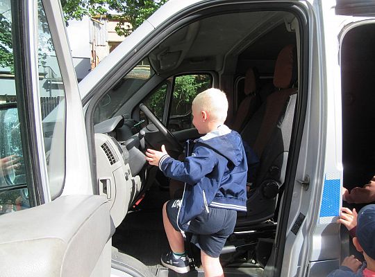 Wakacyjne spotkanie z Policją-bezpieczne wakacje