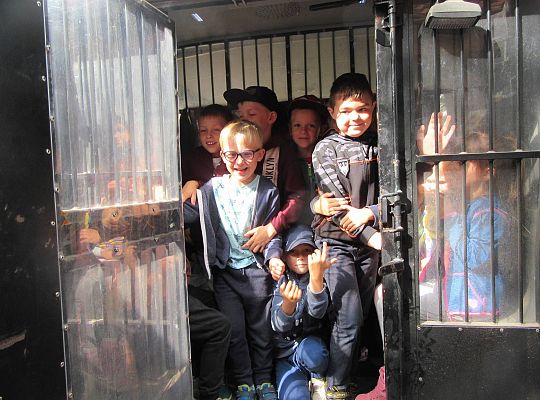 Wakacyjne spotkanie z Policją-bezpieczne wakacje