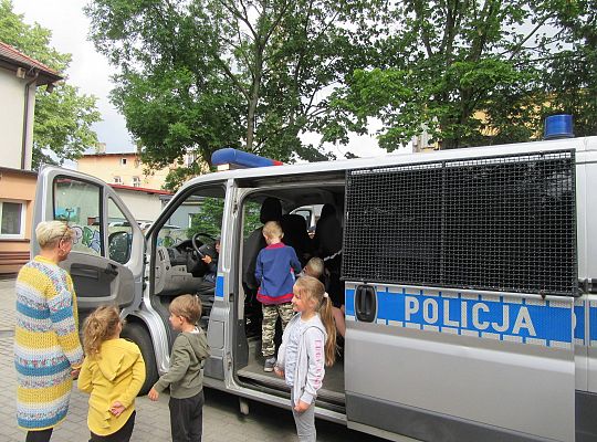Wakacyjne spotkanie z Policją-bezpieczne wakacje