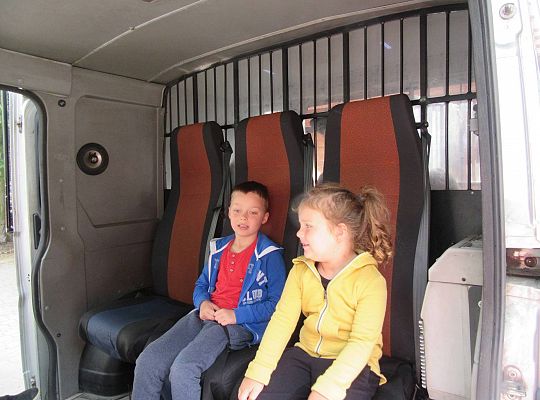 Wakacyjne spotkanie z Policją-bezpieczne wakacje