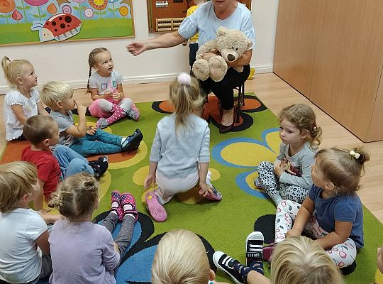 Nowa Pani Dyrektor-Beata Suchta poznaje naszych przedszkolaków