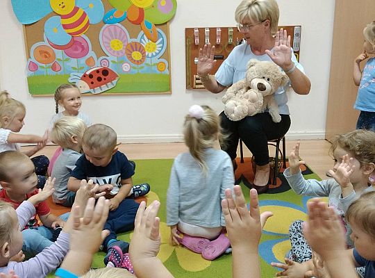 Nowa Pani Dyrektor-Beata Suchta poznaje naszych przedszkolaków