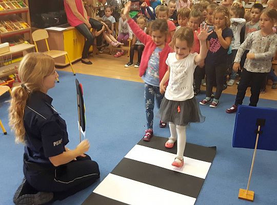 Gr III i IV Spotkanie z Panią Policjantką