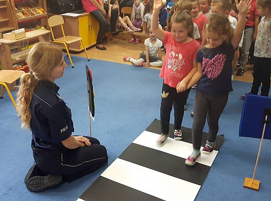 Gr III i IV Spotkanie z Panią Policjantką