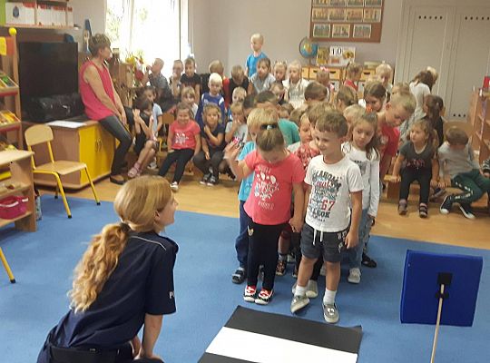 Gr III i IV Spotkanie z Panią Policjantką