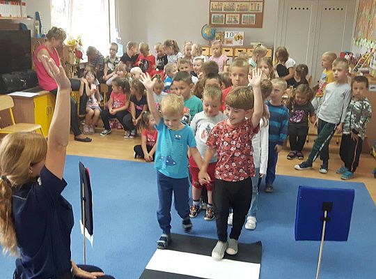 Gr III i IV Spotkanie z Panią Policjantką