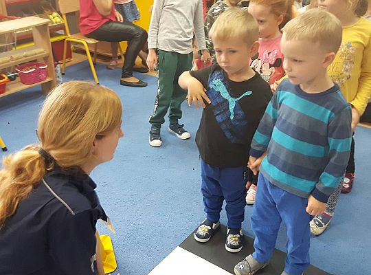 Gr III i IV Spotkanie z Panią Policjantką