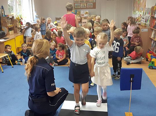 Gr III i IV Spotkanie z Panią Policjantką