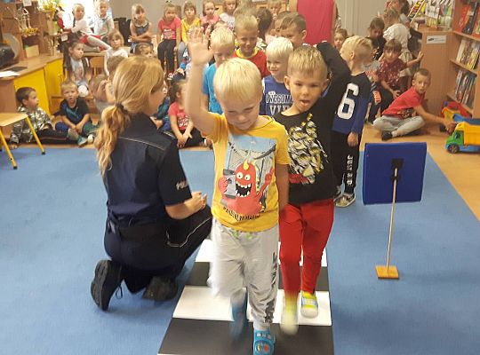 Gr III i IV Spotkanie z Panią Policjantką