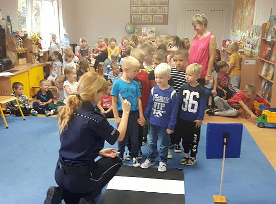 Gr III i IV Spotkanie z Panią Policjantką