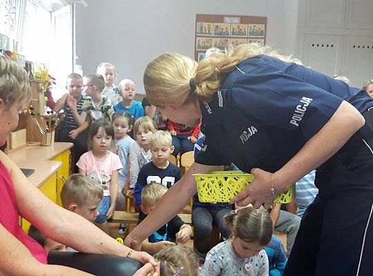 Gr III i IV Spotkanie z Panią Policjantką