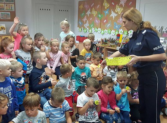 Gr III i IV Spotkanie z Panią Policjantką