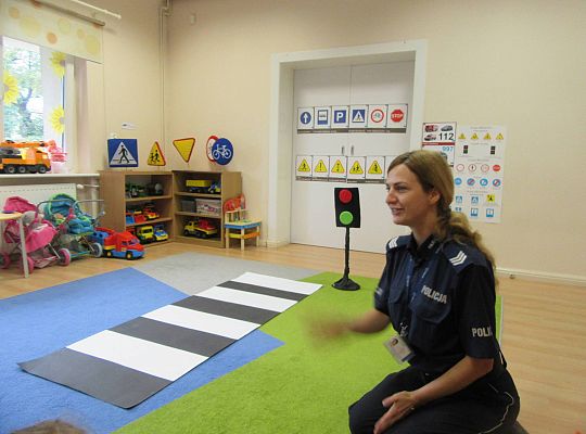 gr I i II spotkanie z panią policjantką