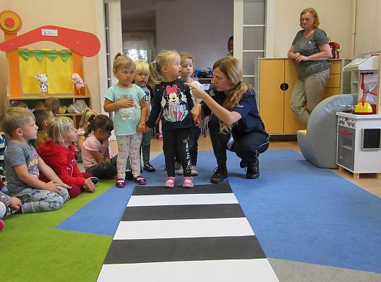 gr I i II spotkanie z panią policjantką