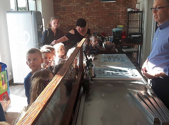 Gr III Wyjazd do Manufaktury słodyczy w Łebie