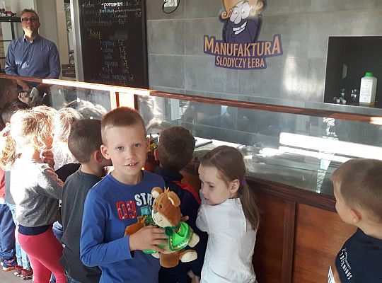 Gr III Wyjazd do Manufaktury słodyczy w Łebie