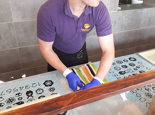 Gr III Wyjazd do Manufaktury słodyczy w Łebie