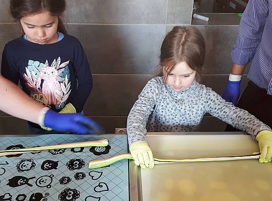 Gr III Wyjazd do Manufaktury słodyczy w Łebie