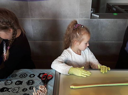 Gr III Wyjazd do Manufaktury słodyczy w Łebie