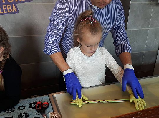 Gr III Wyjazd do Manufaktury słodyczy w Łebie