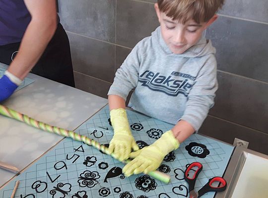 Gr III Wyjazd do Manufaktury słodyczy w Łebie