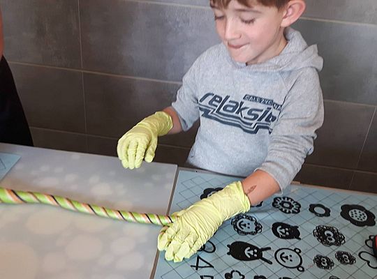 Gr III Wyjazd do Manufaktury słodyczy w Łebie