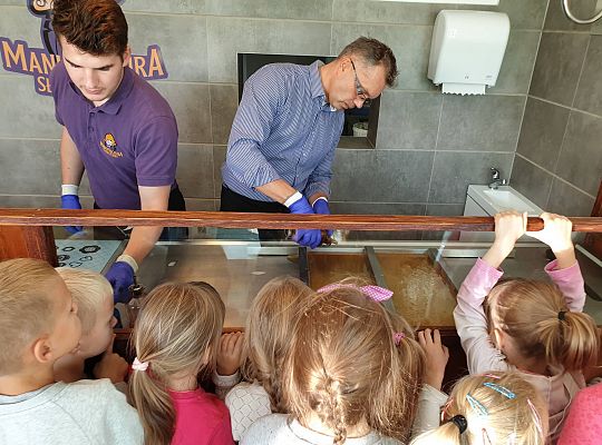 Gr IV Wyjad do Manufaktury słodyczy w Łebie