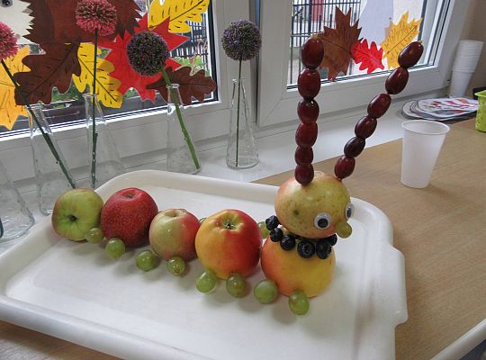 gr II Poznajemy owoce