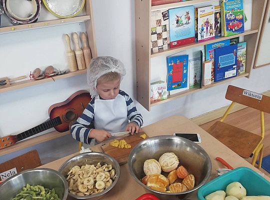 GR III Sałatka owocowa