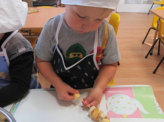 Gr I Robimy szaszłyki owocowe