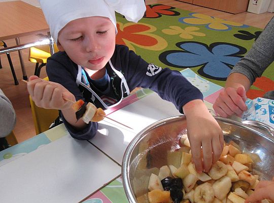 Gr I Robimy szaszłyki owocowe