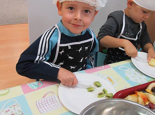 Gr II sałatka owocowa