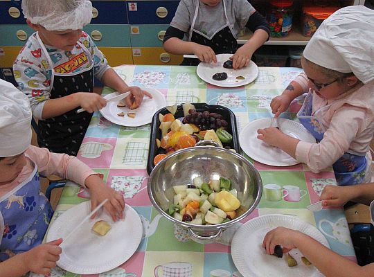 Gr II sałatka owocowa