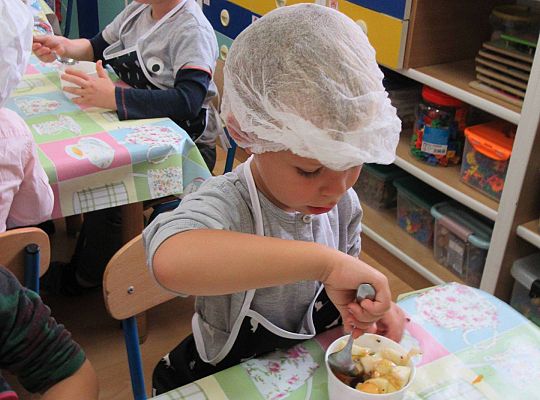 Gr II sałatka owocowa