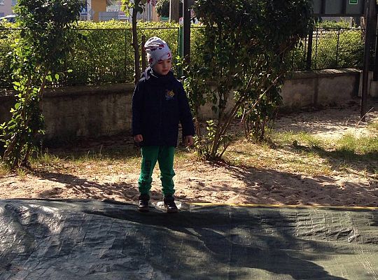 Gr II Zabawy na placu przedszkolnym