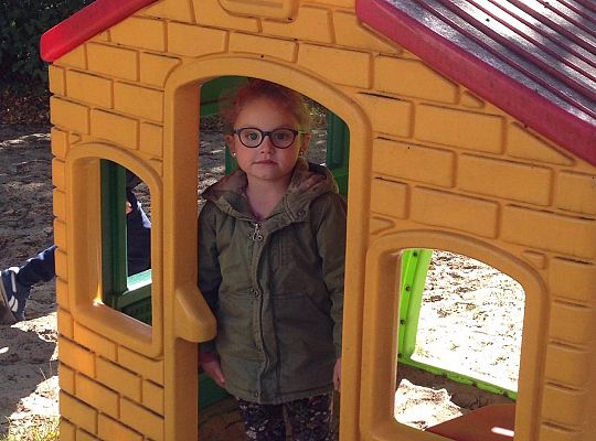 Gr II Zabawy na placu przedszkolnym