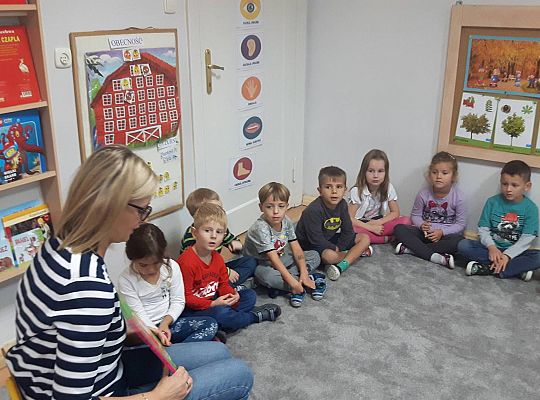 Gr III Mama Bartka czyta dzieciom