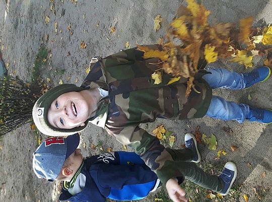 Gr III zabawy jesienne