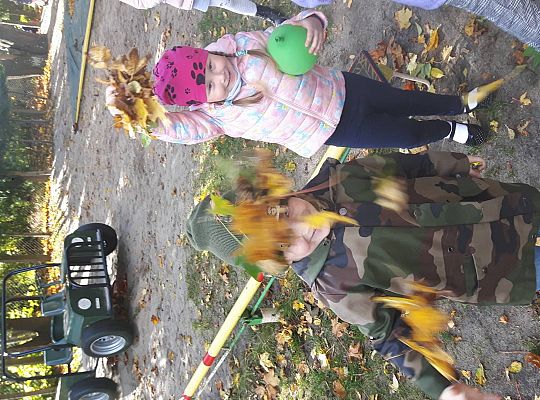 Gr III zabawy jesienne