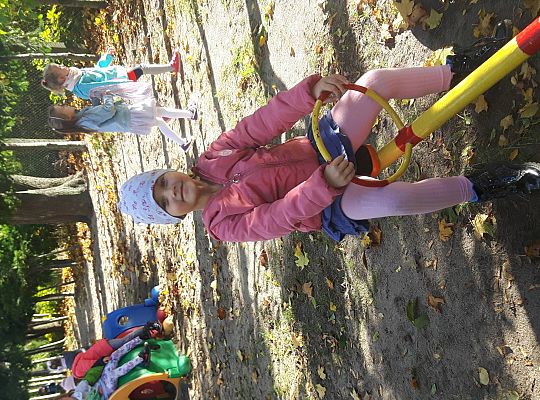 Gr III zabawy jesienne