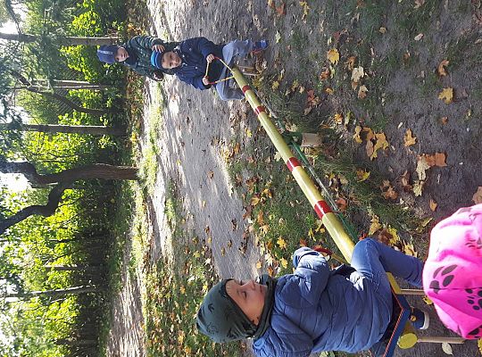 Gr III zabawy jesienne