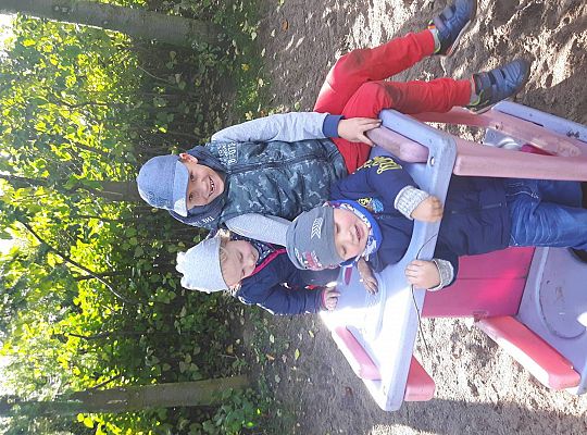 Gr III zabawy jesienne