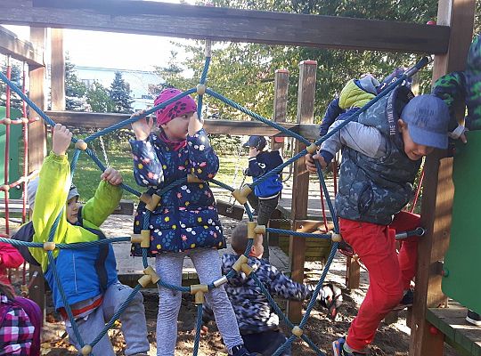 Gr III zabawy jesienne