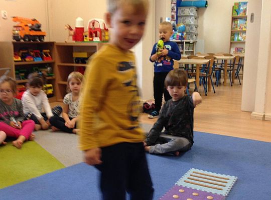 Gr II Ścieżka sensoryczna