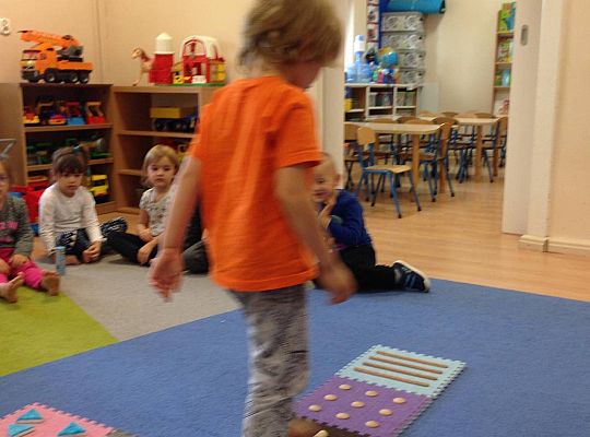 Gr II Ścieżka sensoryczna