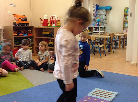 Gr II Ścieżka sensoryczna