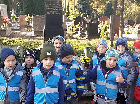 Gr III "Szkoła pamięta"