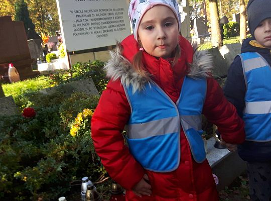 Gr III "Szkoła pamięta"